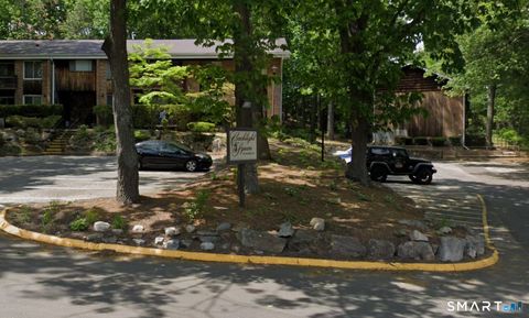 Photo of 200 Woodmont Avenue #98, Bridgeport, CT 06606 (MLS # 24180298)