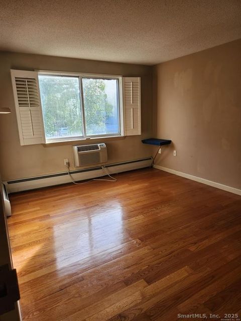 Tiny photo for 184 Pequot Avenue #409, New London, CT 06320 (MLS # 24143652)