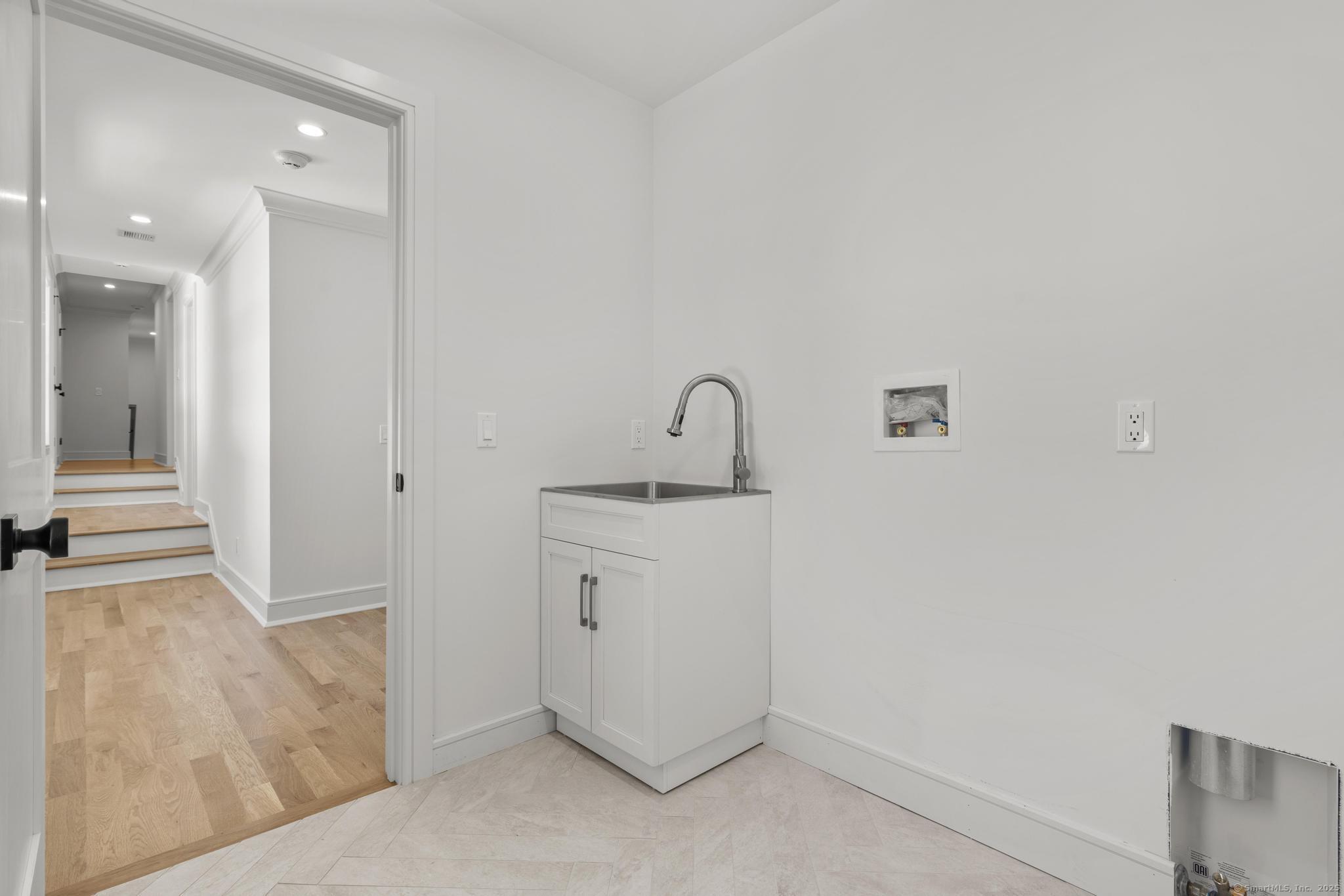 15 Barton Road, Fairfield, Connecticut image 38