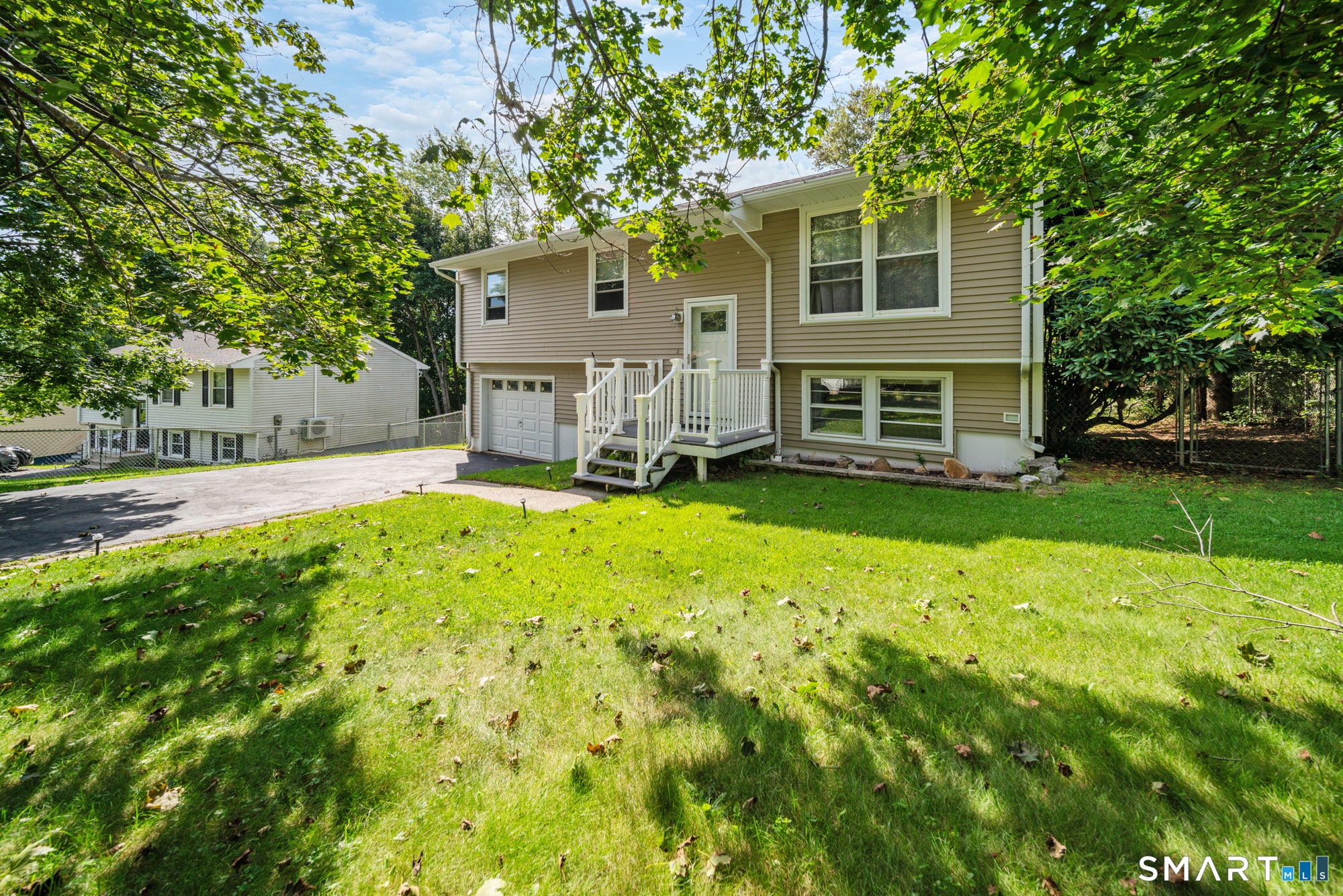 12 Tudor Lane