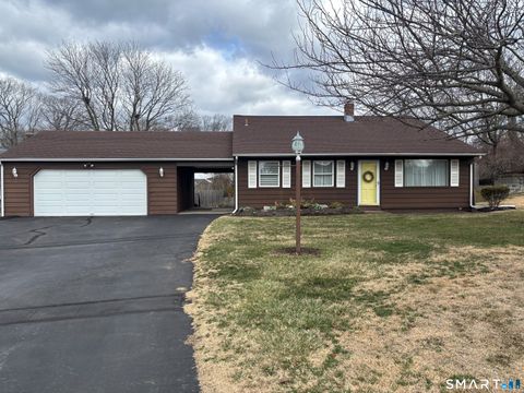 Photo of 25 Cameo Court, Stratford, CT 06614 (MLS # 24160020)