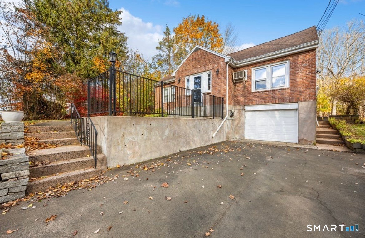 678 Bartholomew Road