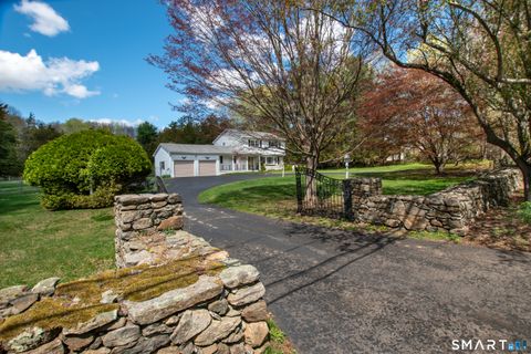 Photo of 2010 North Street, Fairfield, CT 06824 (MLS # 24173378)