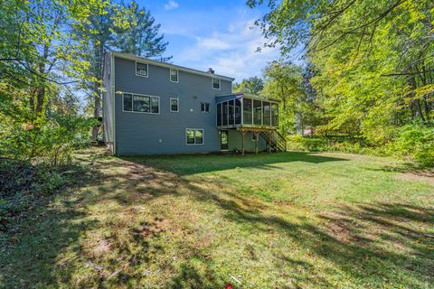 Tiny photo for 8 Roberts Road, Bloomfield, CT 06002 (MLS # 24128363)