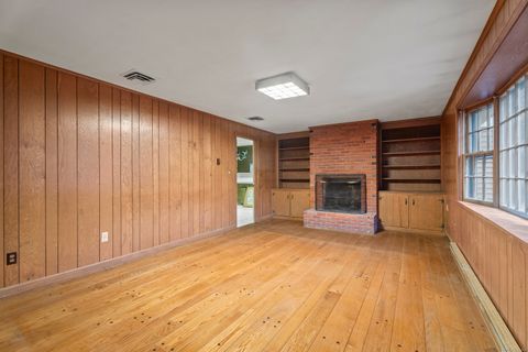 Tiny photo for 8 Roberts Road, Bloomfield, CT 06002 (MLS # 24128363)