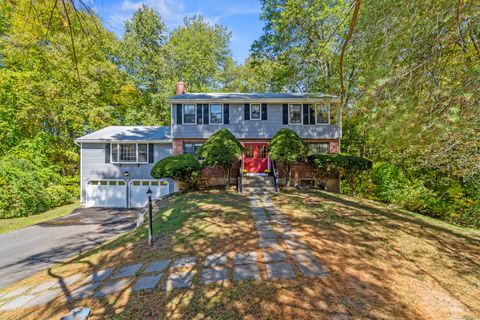 Photo of 8 Roberts Road, Bloomfield, CT 06002 (MLS # 24128363)