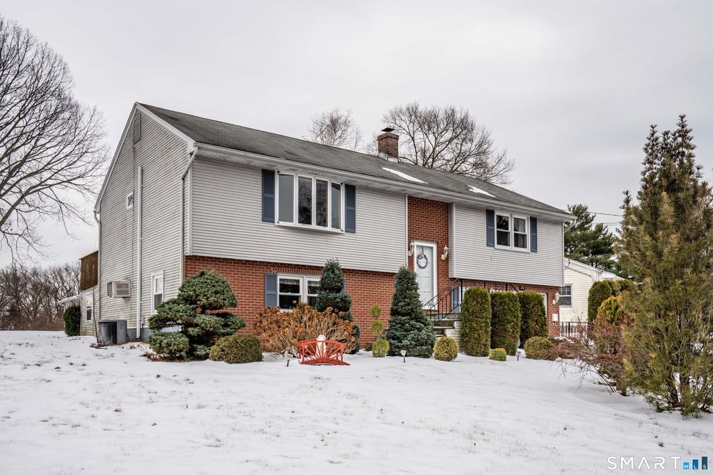 Photo of 172 Batterson Drive, New Britain, CT 06053 (MLS # 24147531)