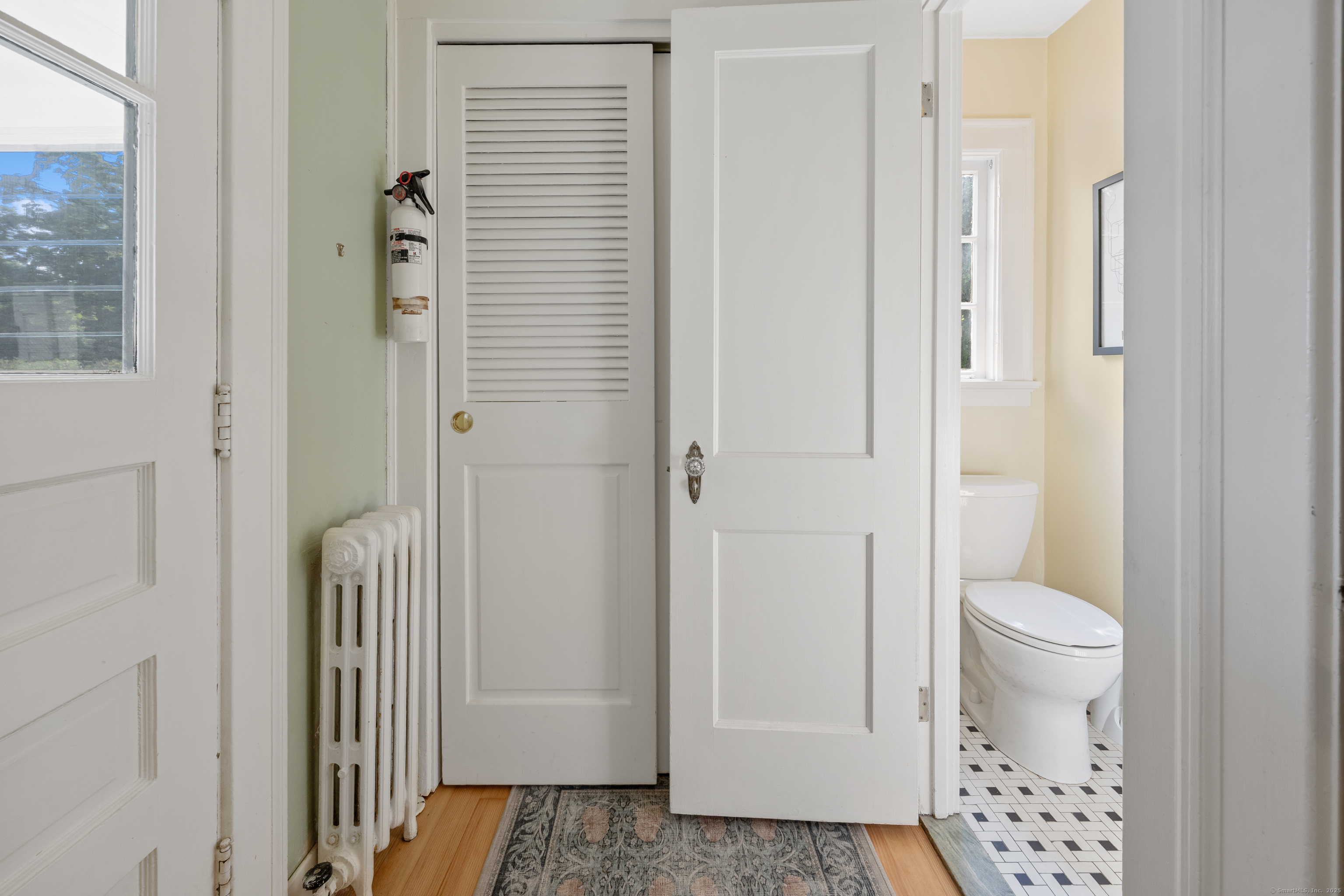 North Haven, Connecticut 06473, United States, 3 Bedrooms Bedrooms, ,2 BathroomsBathrooms,Residential,Pending,152307