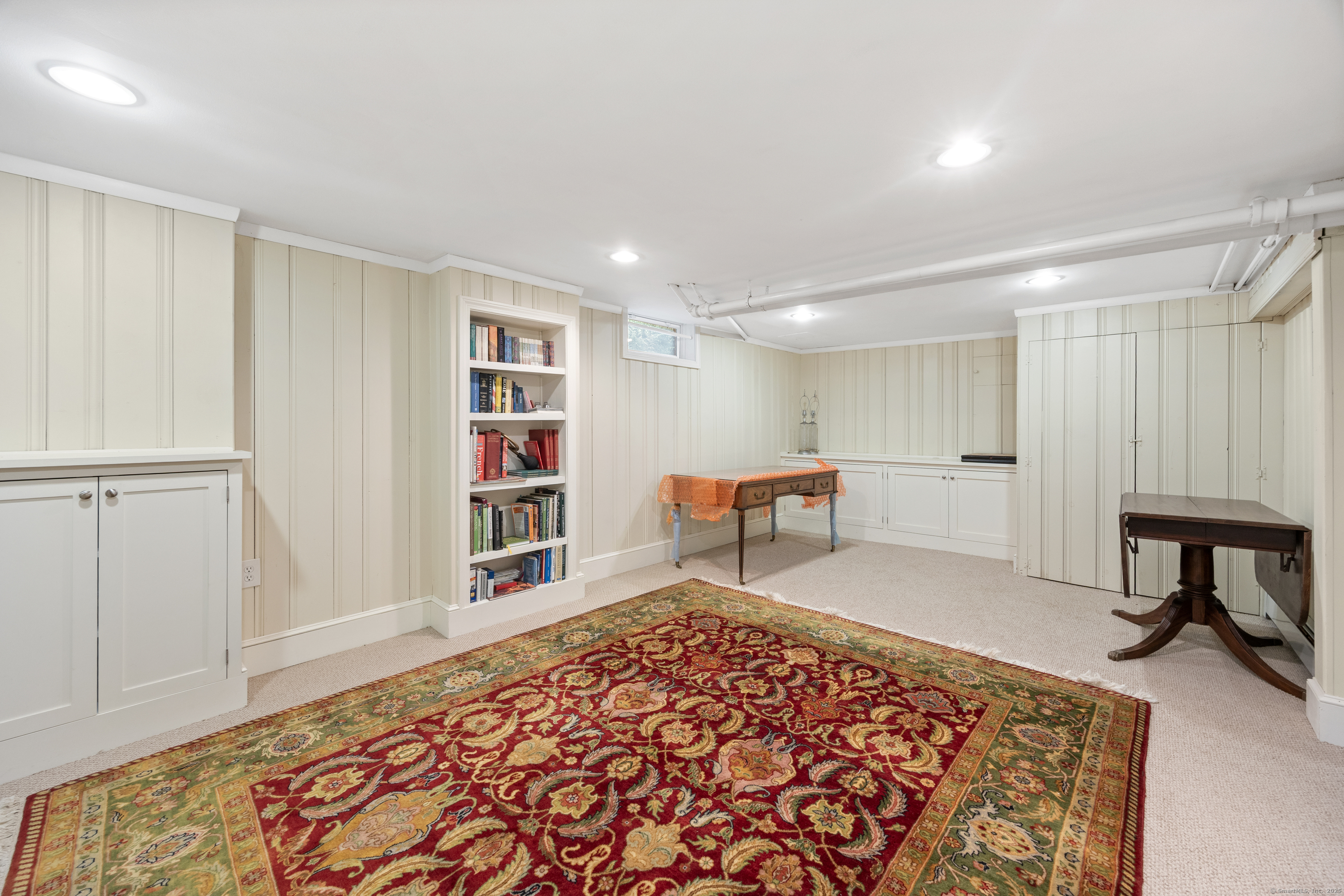 North Haven, Connecticut 06473, United States, 3 Bedrooms Bedrooms, ,2 BathroomsBathrooms,Residential,Pending,152307