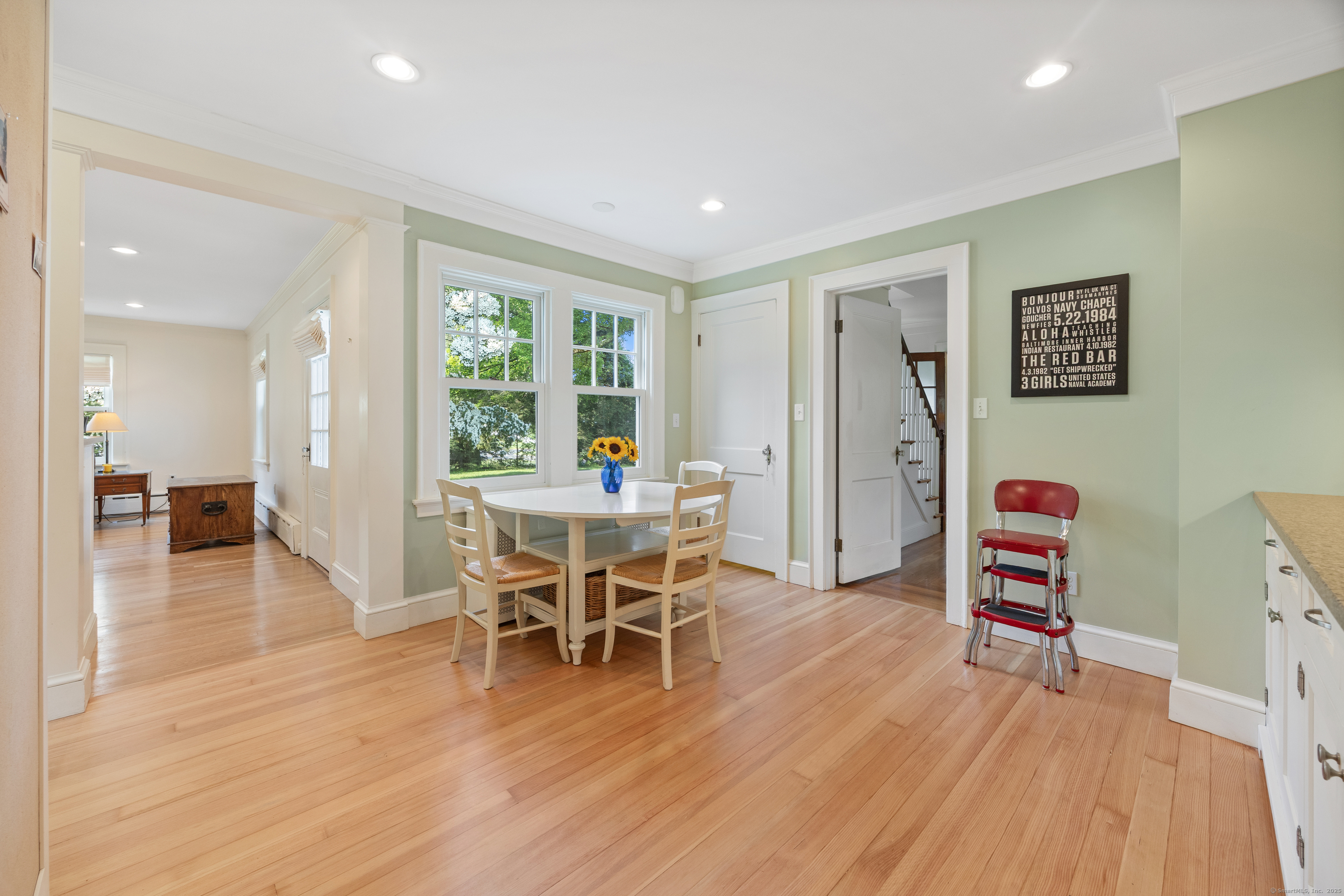 North Haven, Connecticut 06473, United States, 3 Bedrooms Bedrooms, ,2 BathroomsBathrooms,Residential,Pending,152307