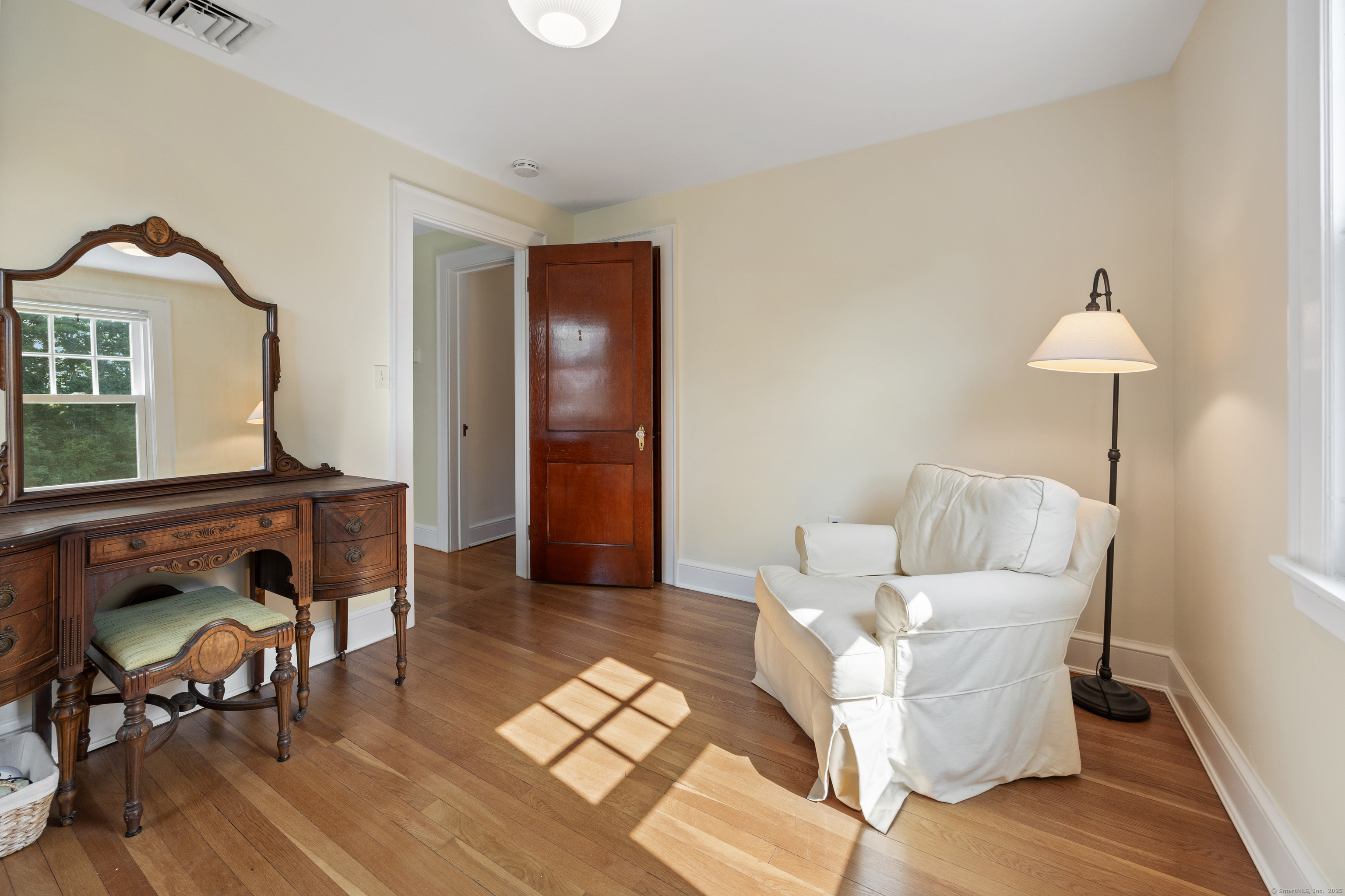 North Haven, Connecticut 06473, United States, 3 Bedrooms Bedrooms, ,2 BathroomsBathrooms,Residential,Pending,152307