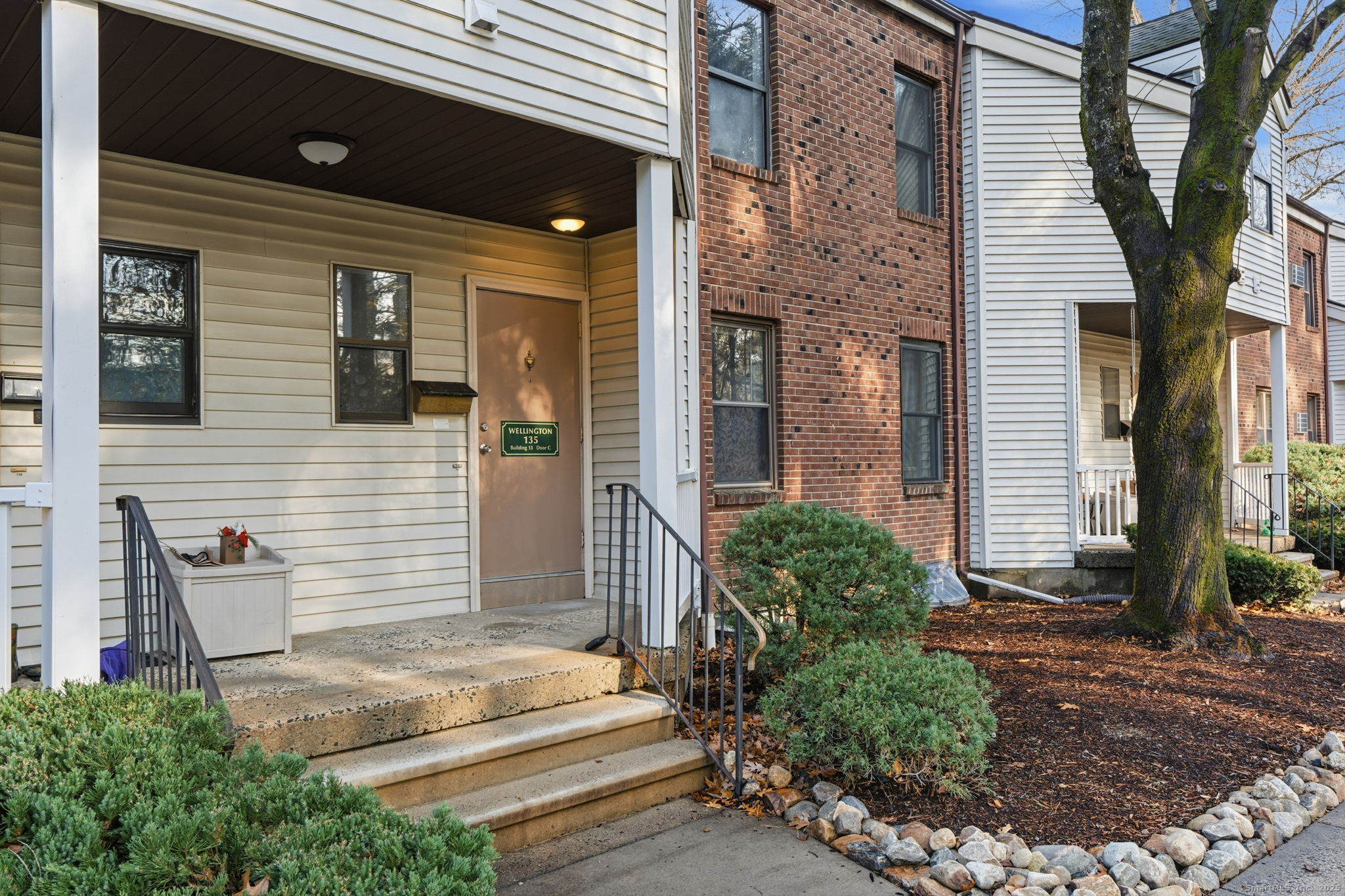 135 Wellington Drive 135