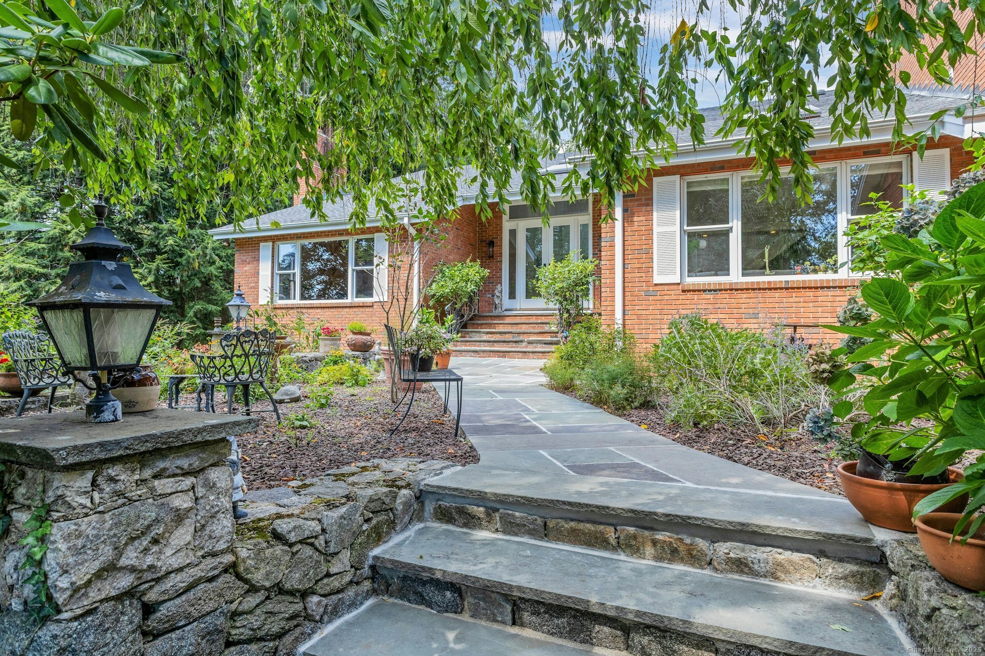 25 Cogswell Lane
