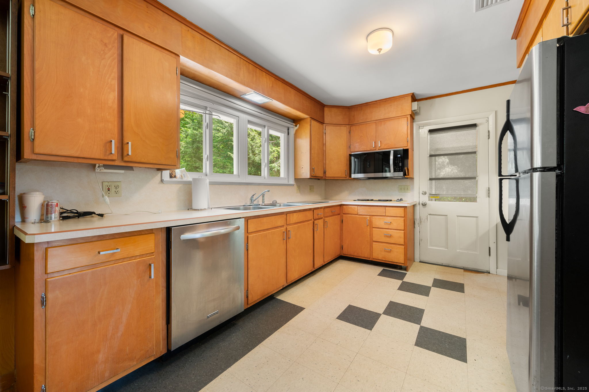 11 Deerbrook Road, Norwich, Connecticut image 26