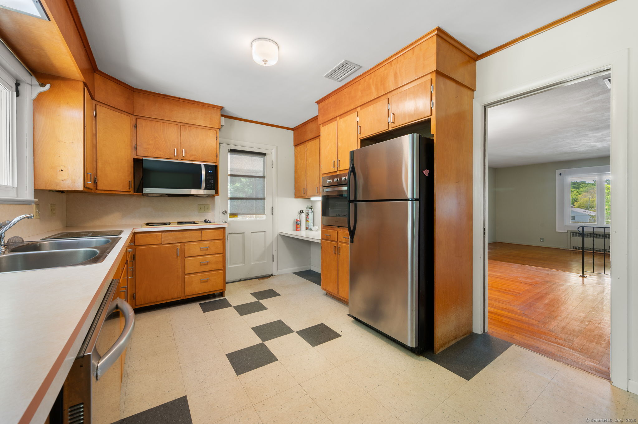 11 Deerbrook Road, Norwich, Connecticut image 27