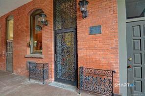 1 Linden Place 406
