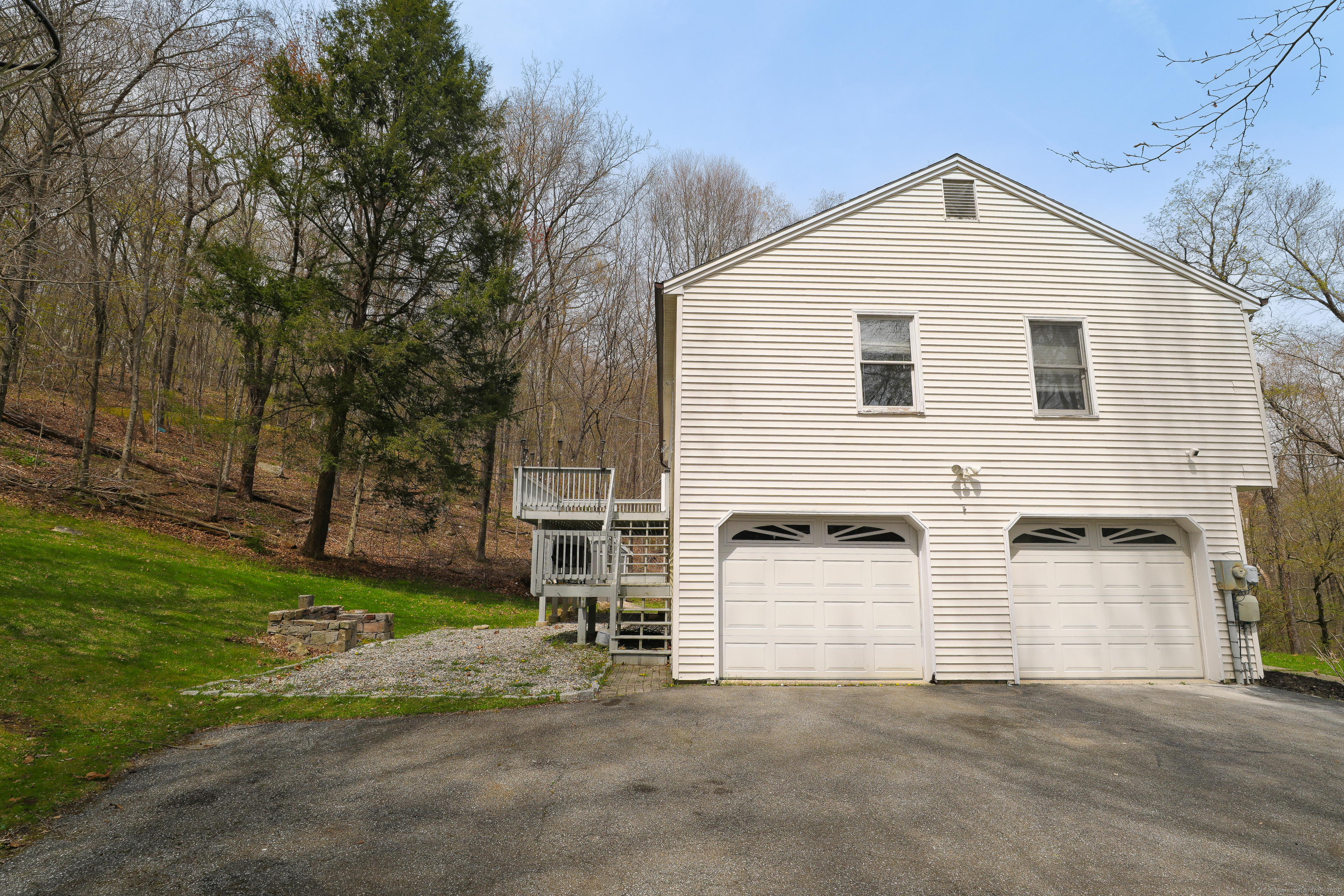 44 Aspetuck Pines Drive, New Milford, Connecticut image 3