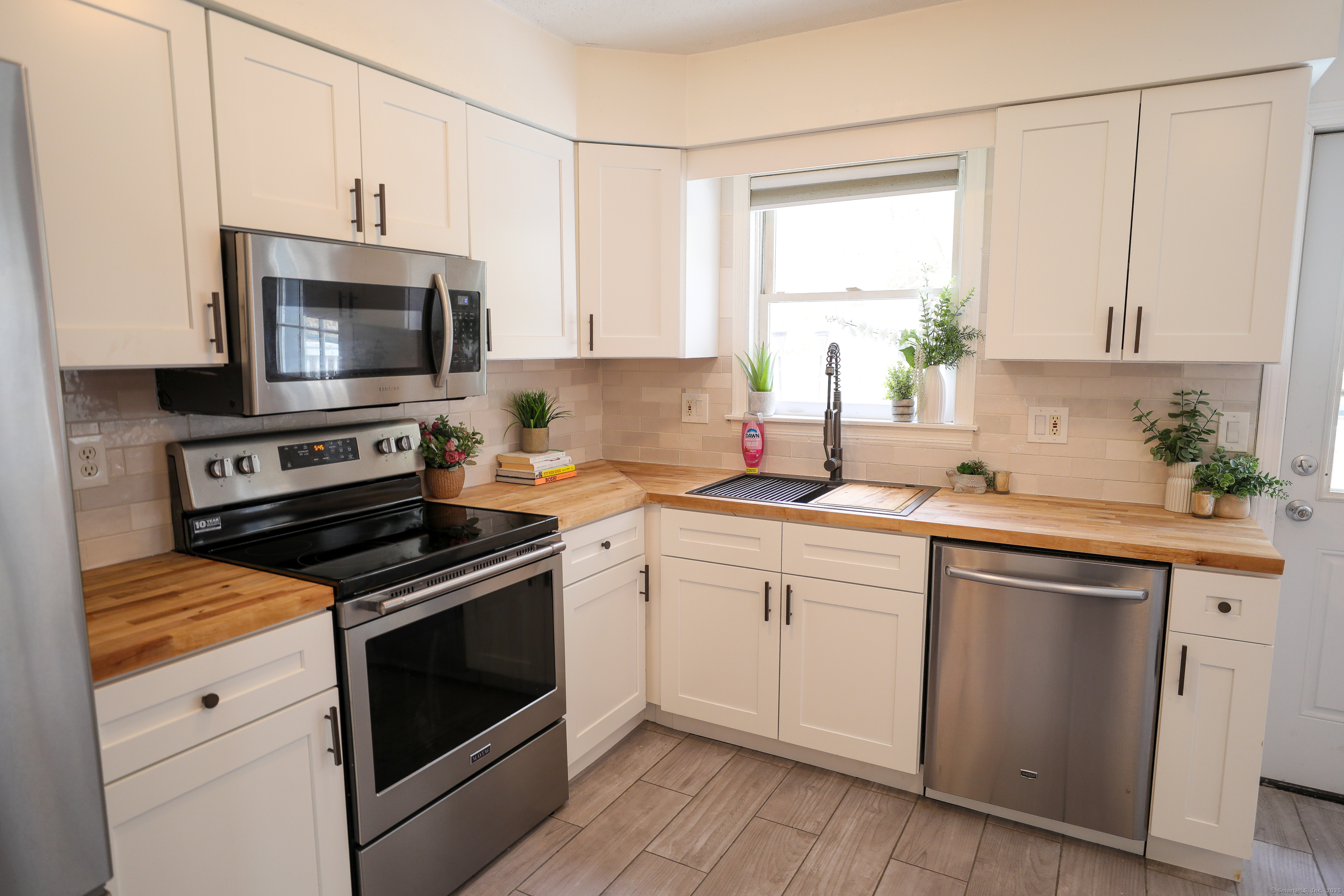 44 Aspetuck Pines Drive, New Milford, Connecticut image 12