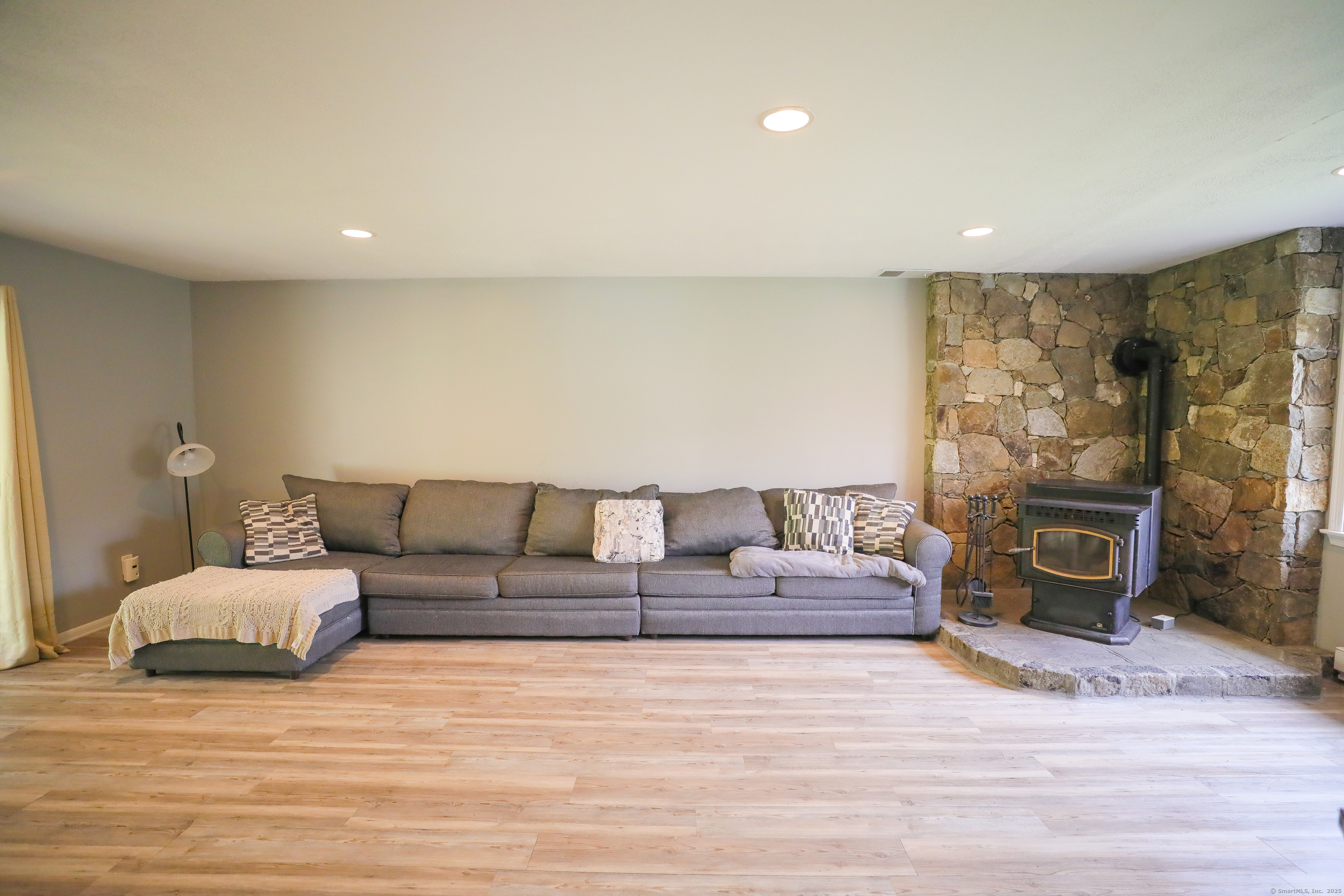44 Aspetuck Pines Drive, New Milford, Connecticut image 29