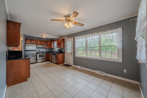 Tiny photo for 26 Oakleaf Drive, Waterbury, CT 06708 (MLS # 24133365)