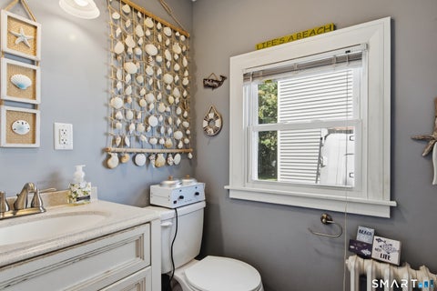 Tiny photo for 68 Beverly Road, New Haven, CT 06515 (MLS # 24207385)