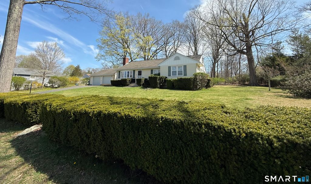 Photo of 10 Cedar Street, Danbury, CT 06811 (MLS # 24167317)