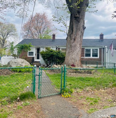 Photo of 36 Bullard Court, Stratford, CT 06614 (MLS # 24167092)