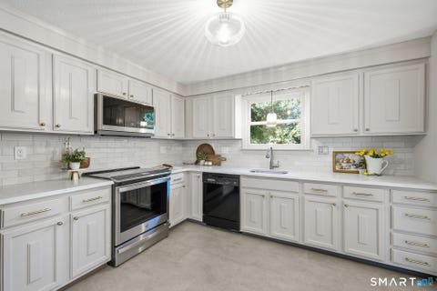 Tiny photo for 80 Gideon Lane, Glastonbury, CT 06033 (MLS # 24201694)