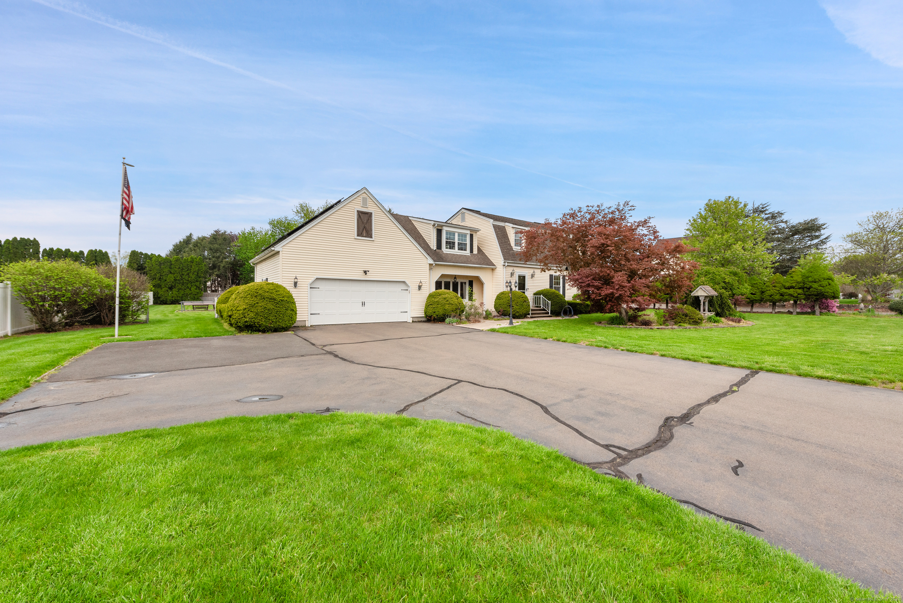 154 Rock Road, North Haven, Connecticut image 2