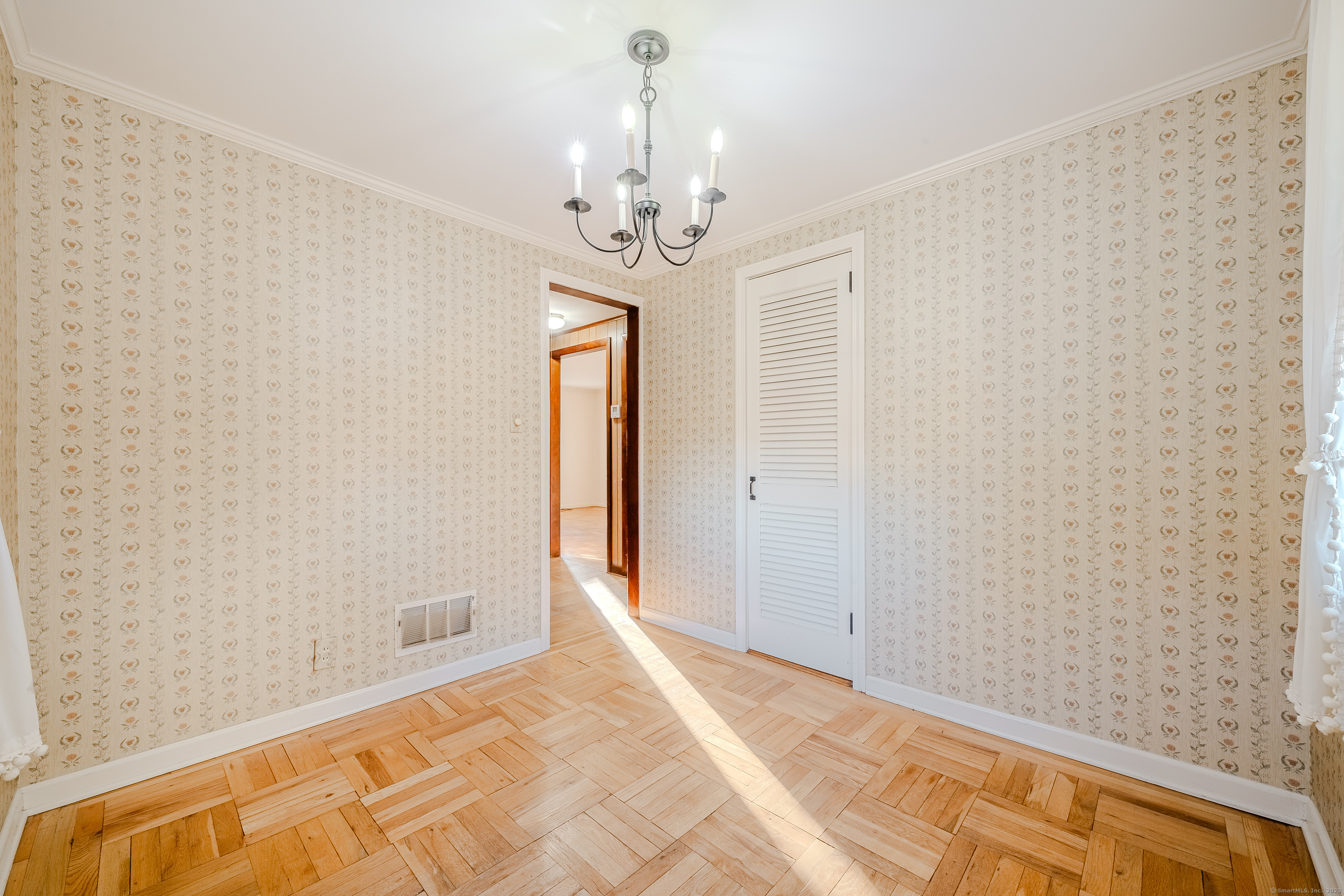 10 Lorenzo Place, Bristol, Connecticut image 16