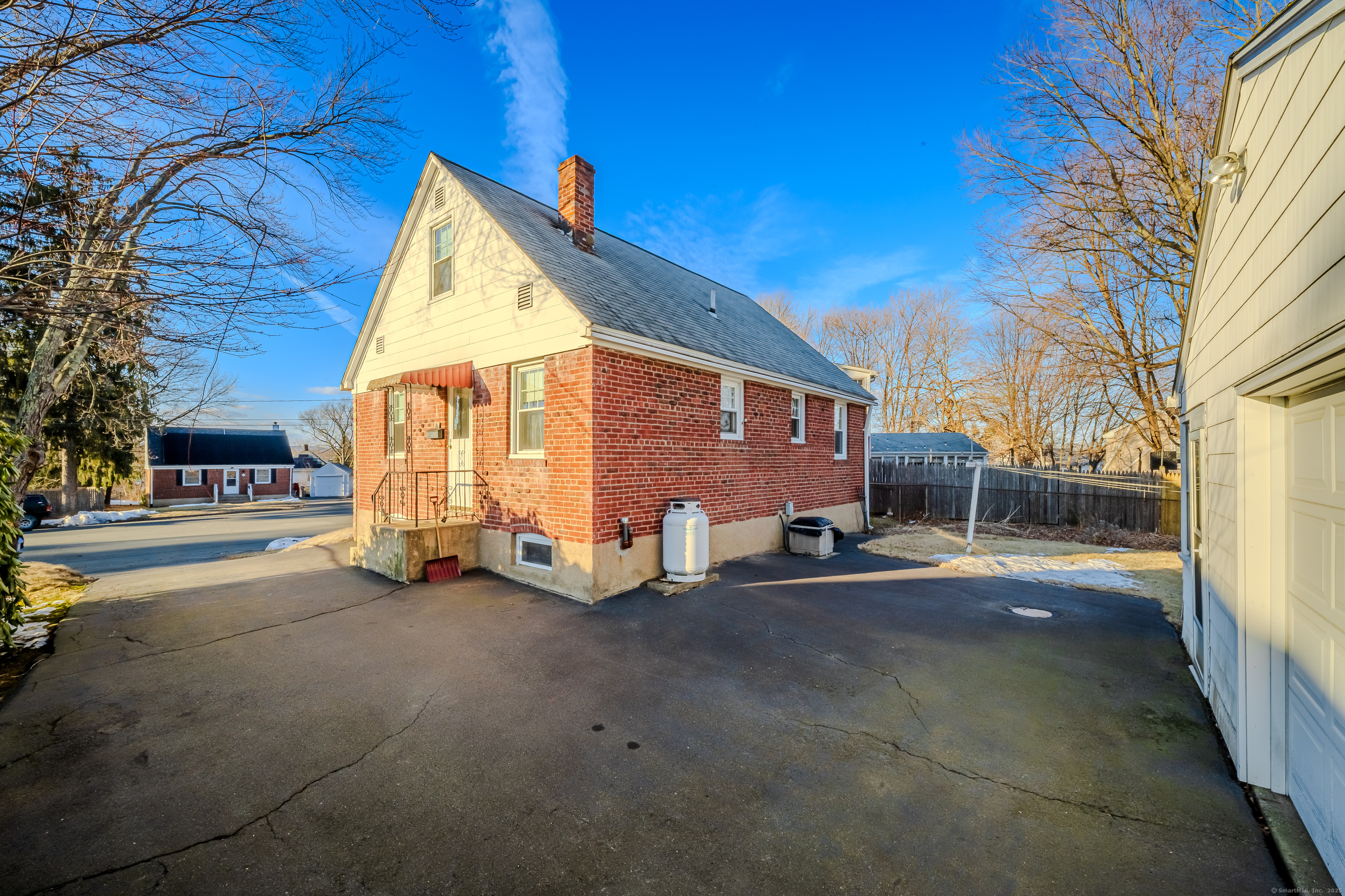 10 Lorenzo Place, Bristol, Connecticut image 4