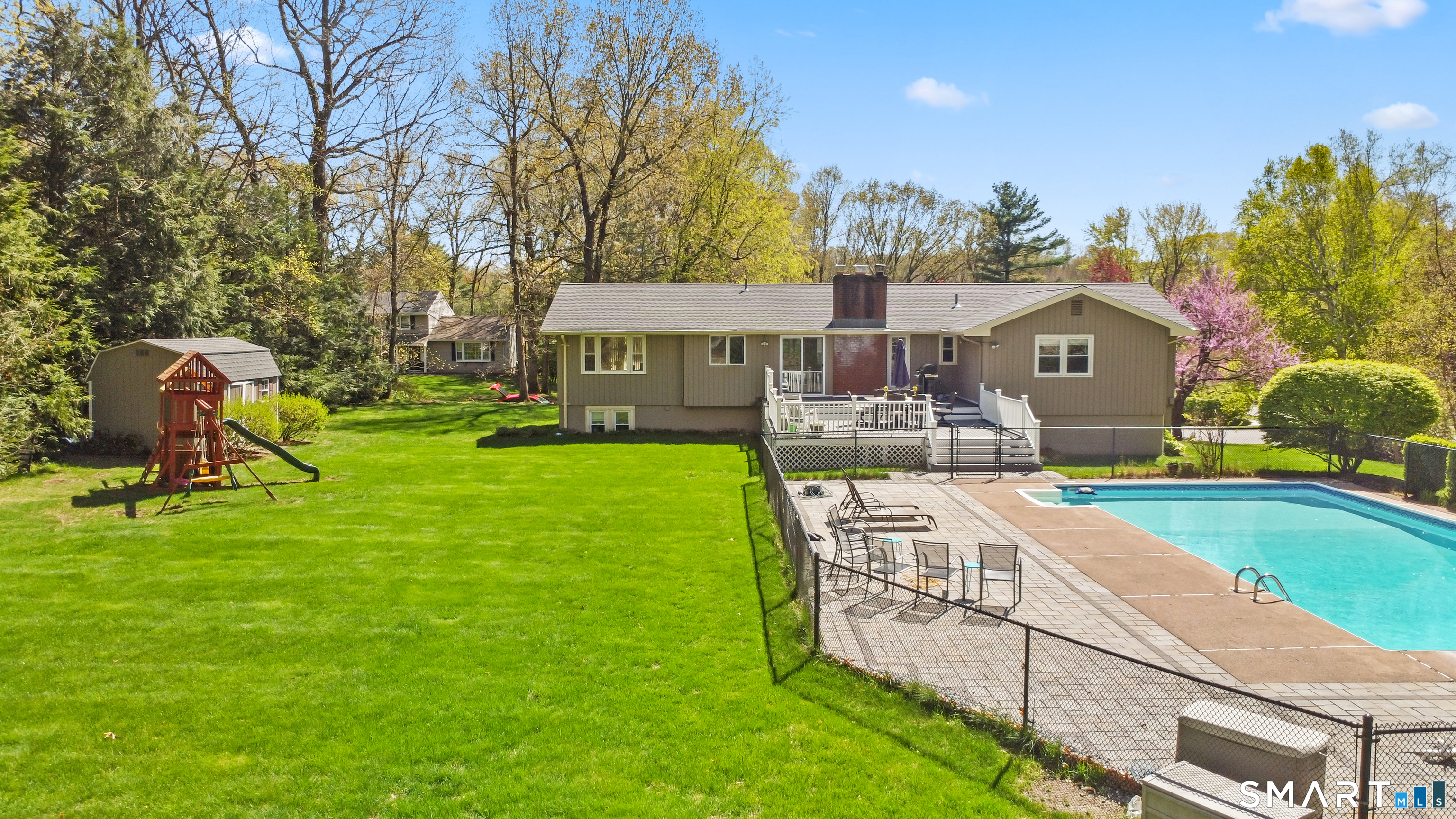 75 Tumblebrook Drive