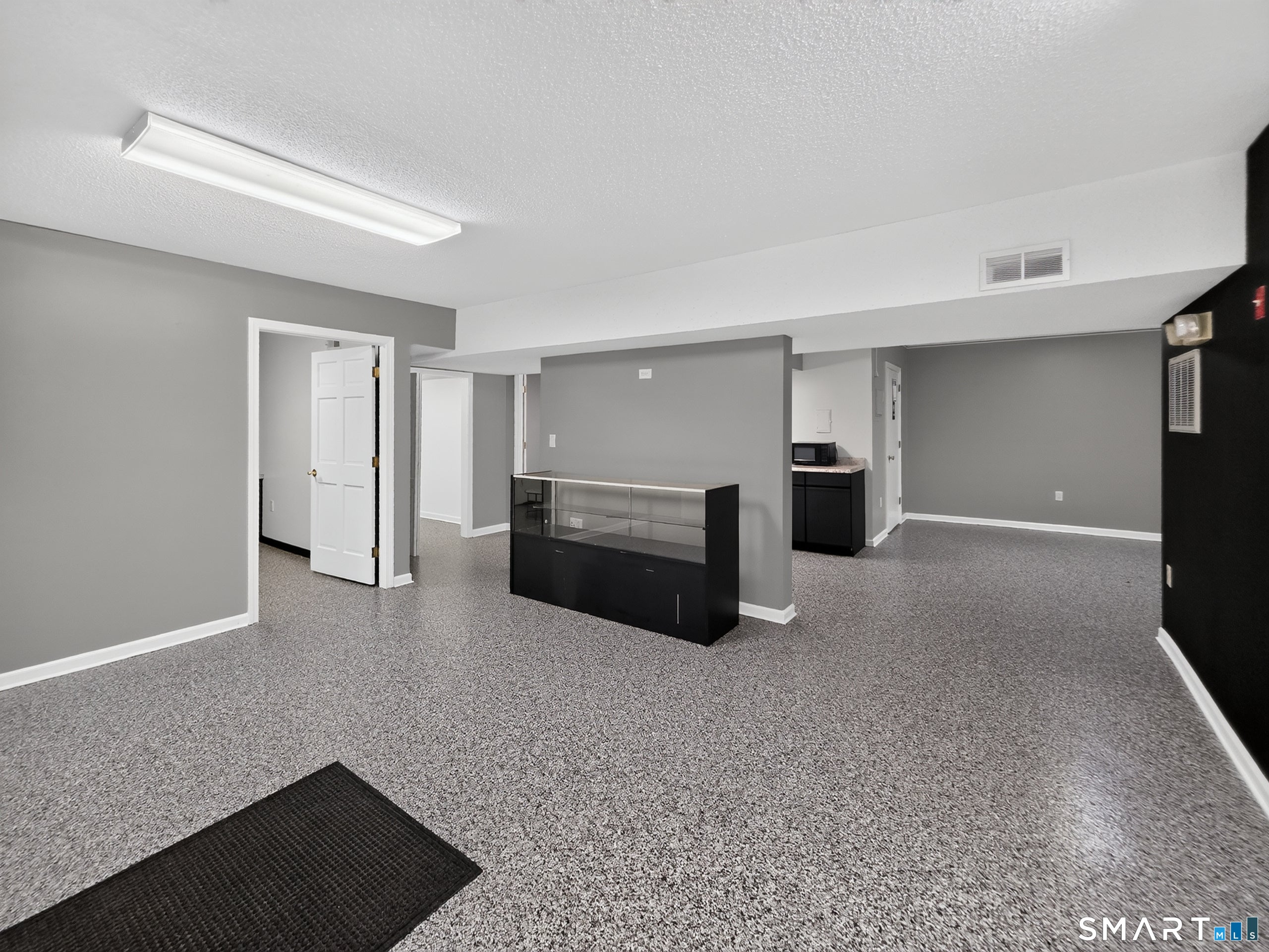 2514 Boston Post Road C9