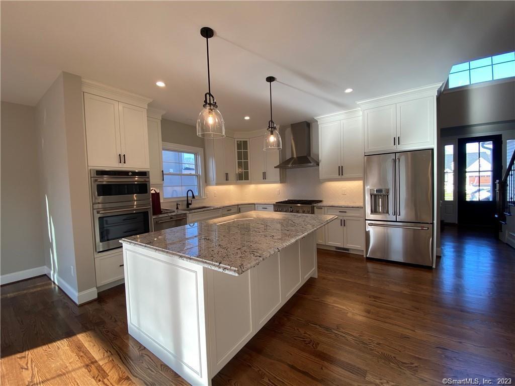 34 Primrose Lane, Cromwell, Connecticut image 9