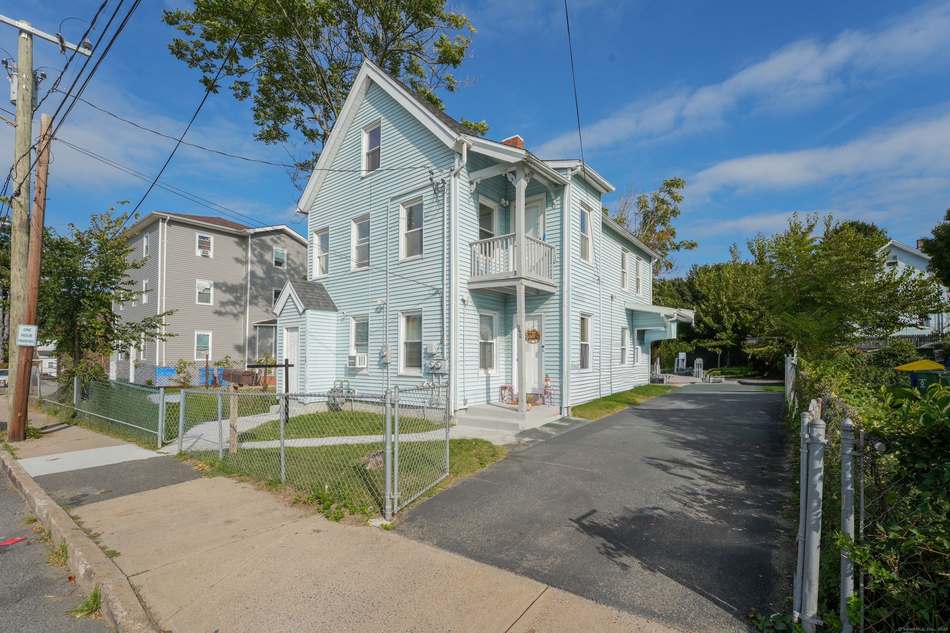 290 Orange Street
