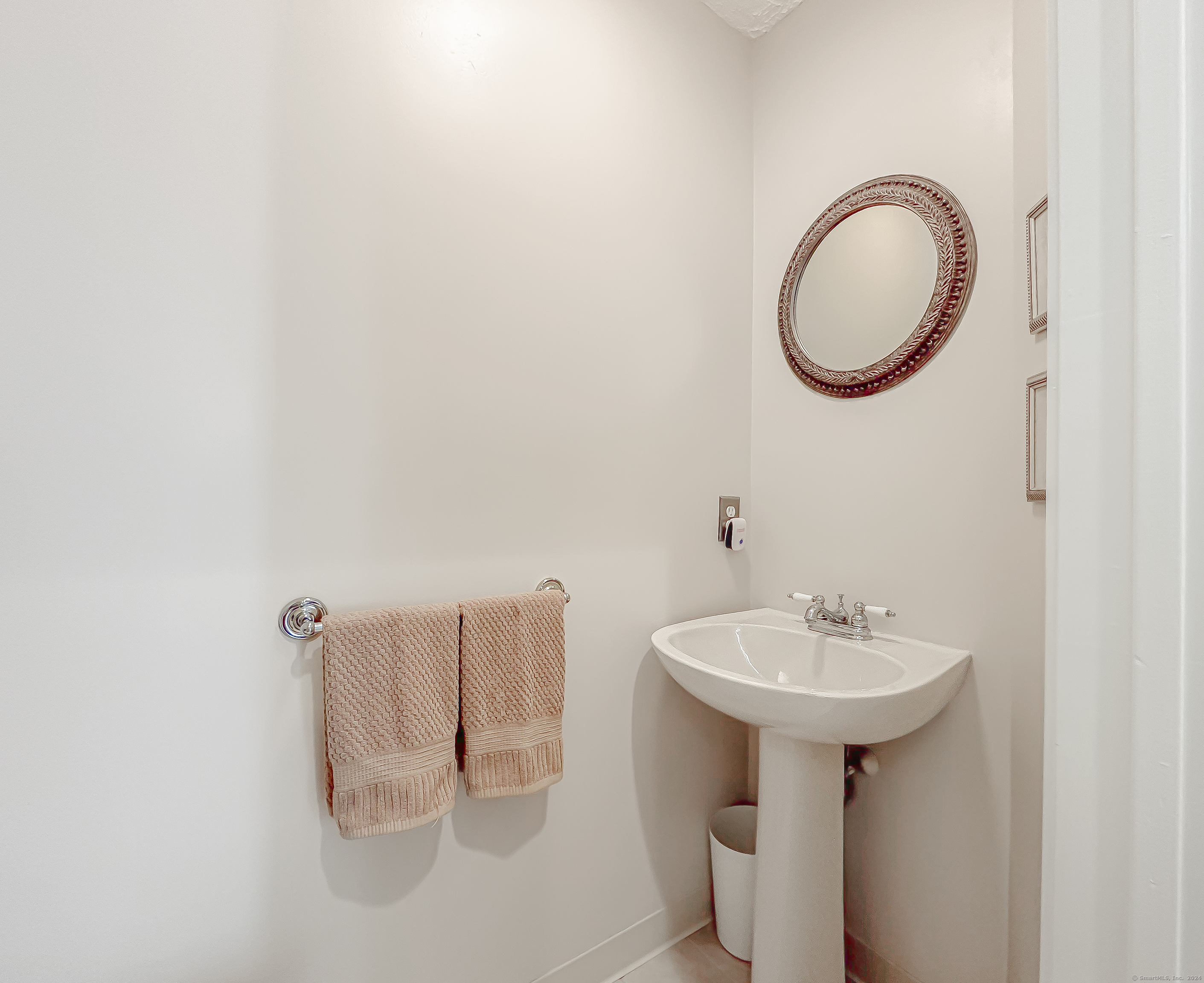 101 Madeline Avenue #APT 63, Waterbury, Connecticut image 19