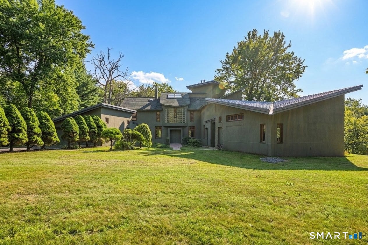 27 Ridge Road