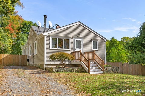 Photo of 4 Hopewell Drive, New Fairfield, CT 06812 (MLS # 24216085)