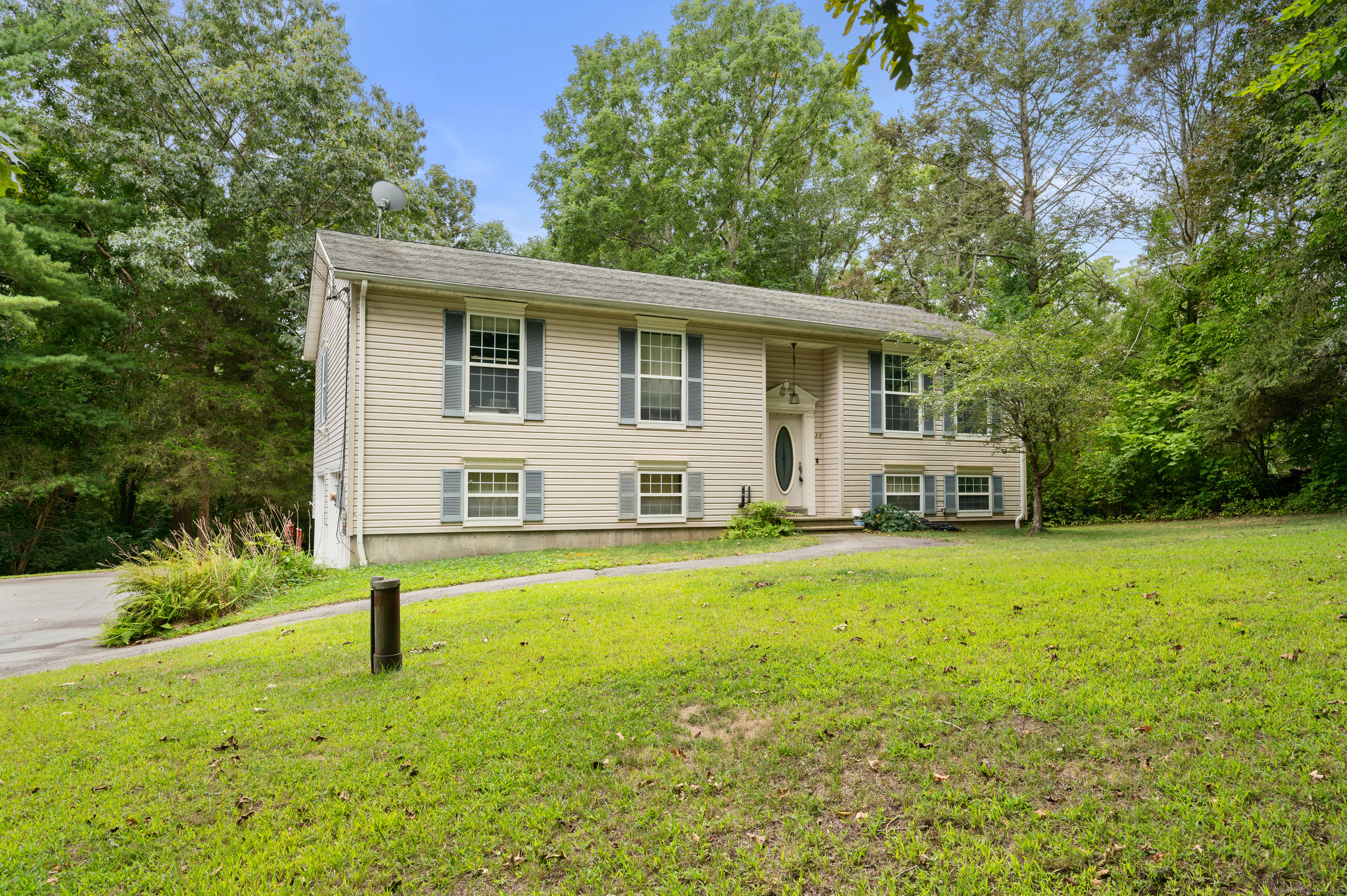 11 Lee Road