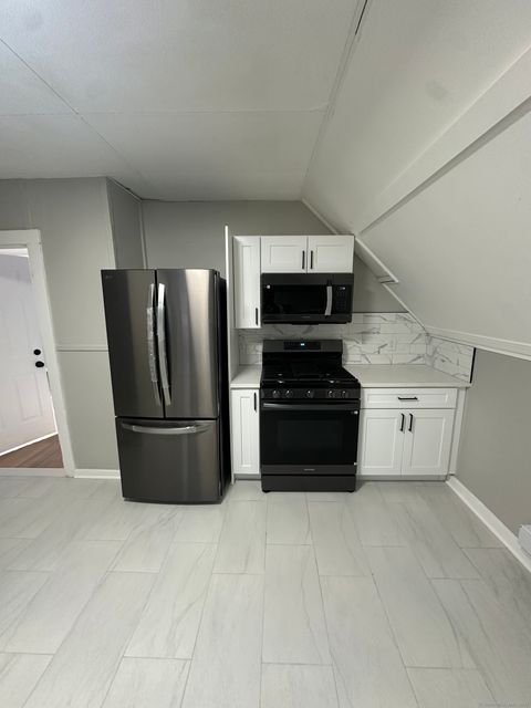 MLS: 24089041