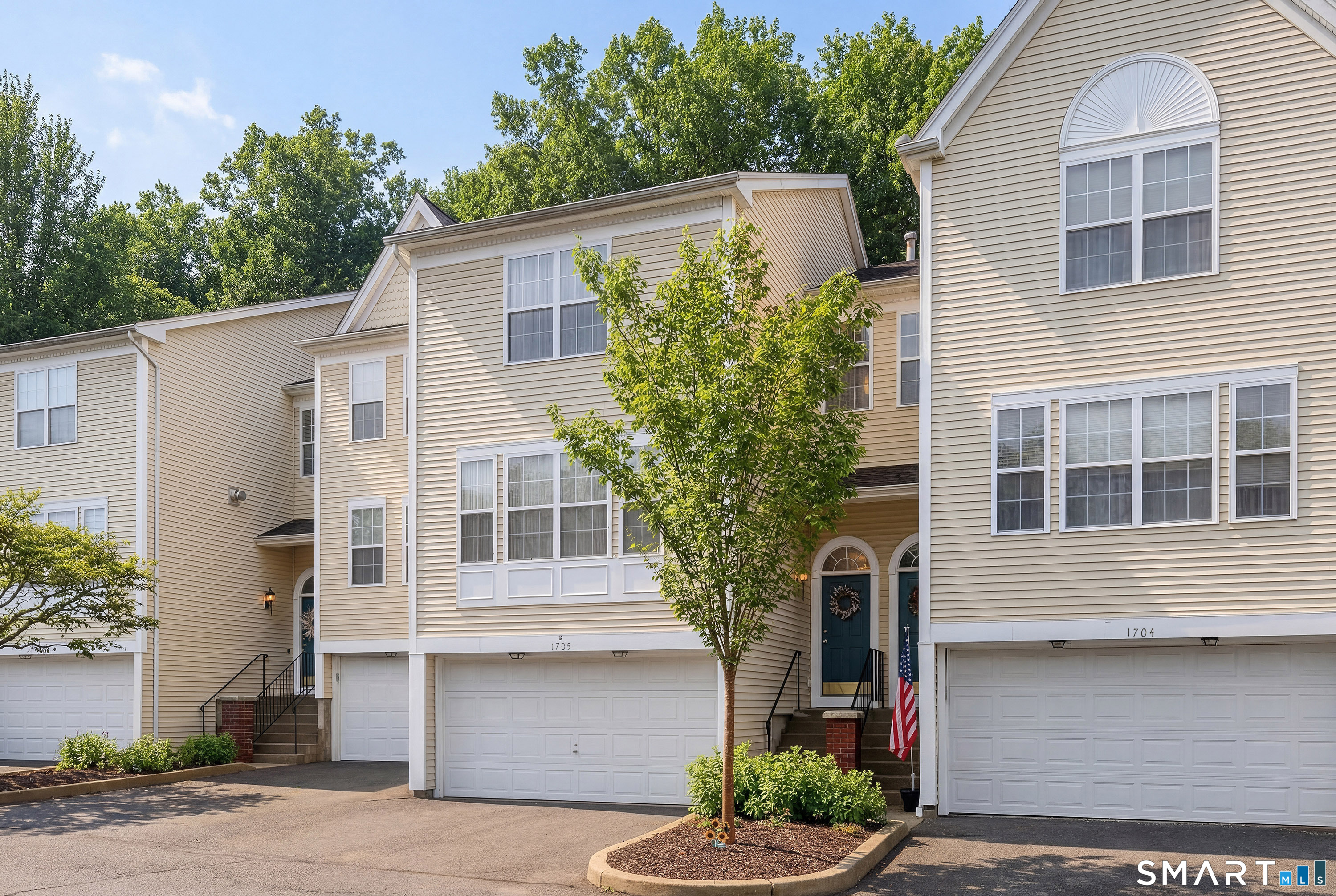 1705 Eaton Court 1705