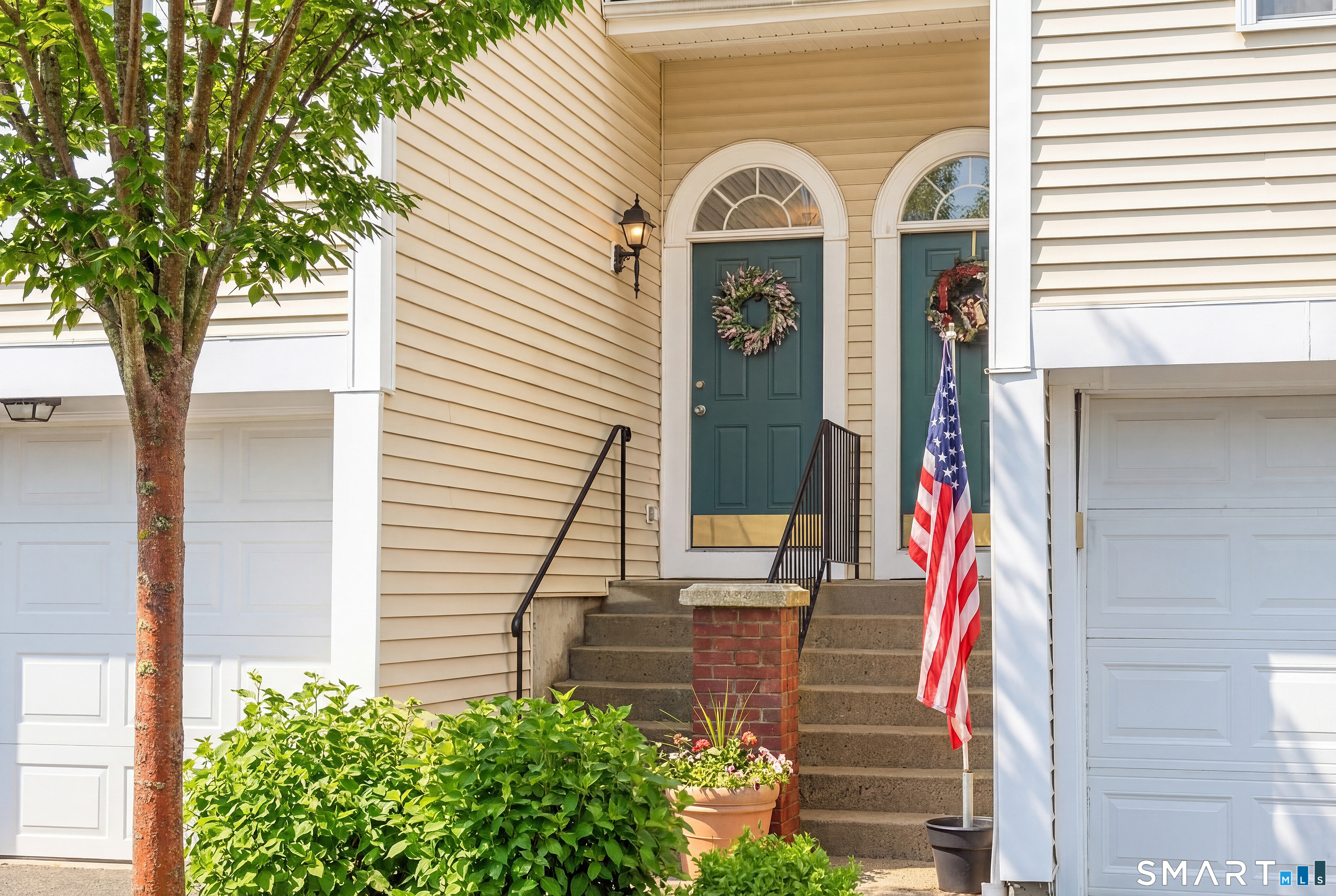 1705 Eaton Court 1705