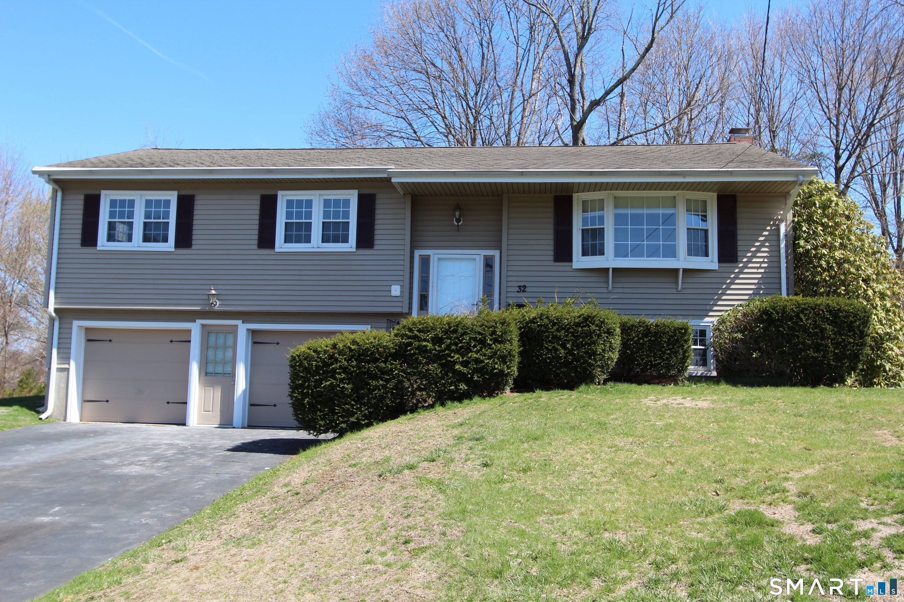 32 Lexington Circle