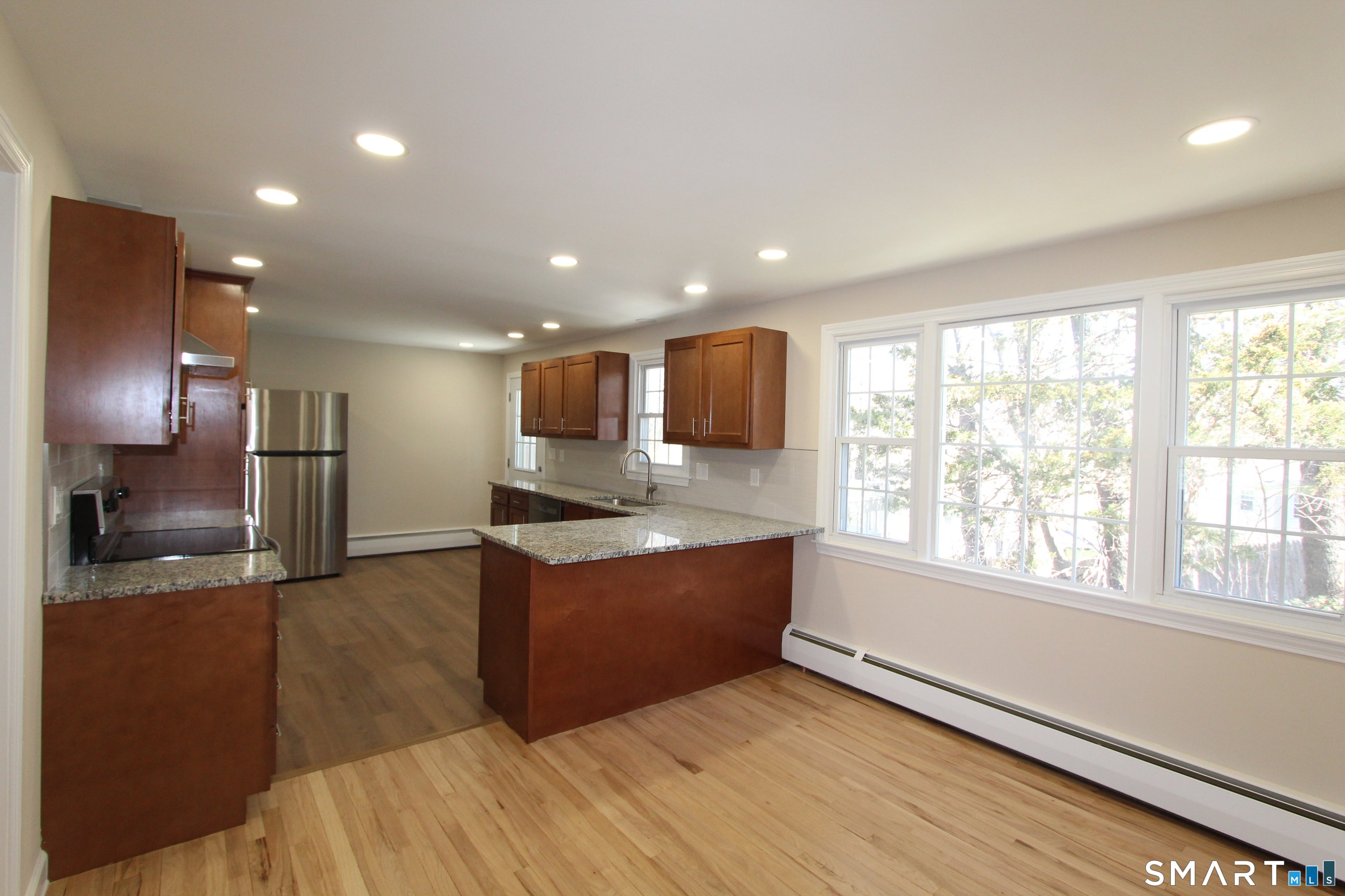 32 Lexington Circle