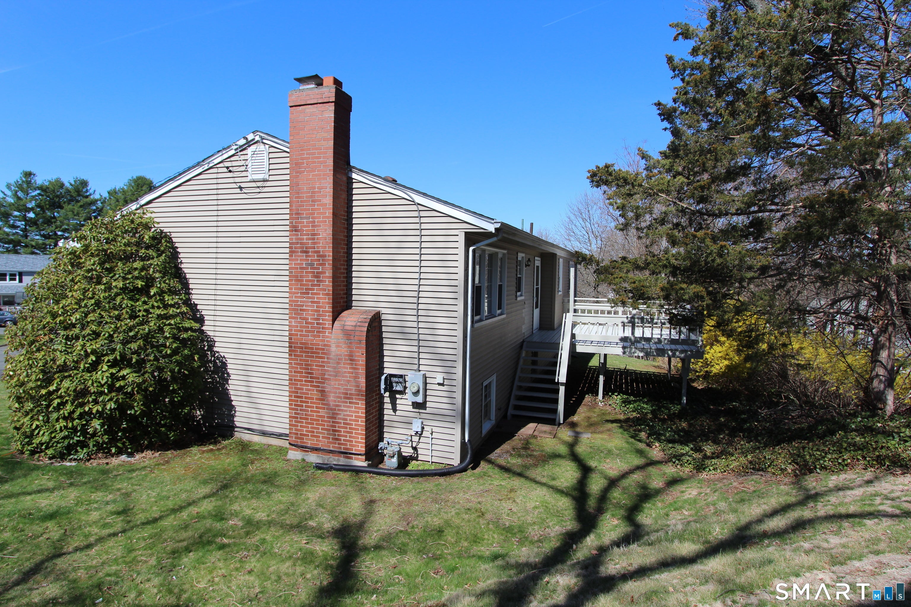 32 Lexington Circle