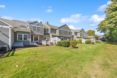 Tiny photo for 1325 Farmington Avenue #APT 2, Bristol, CT 06010 (MLS # 24139439)