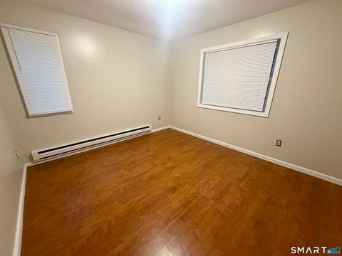 Tiny photo for 21 Oak Avenue Extension #APT 5, Torrington, CT 06790 (MLS # 24146980)
