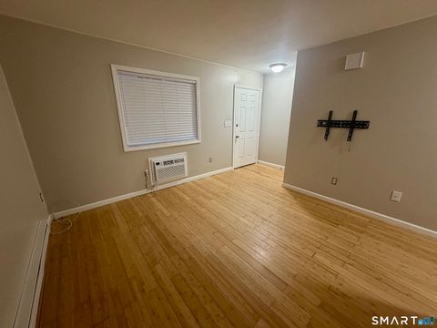 Tiny photo for 21 Oak Avenue Extension #APT 5, Torrington, CT 06790 (MLS # 24146980)