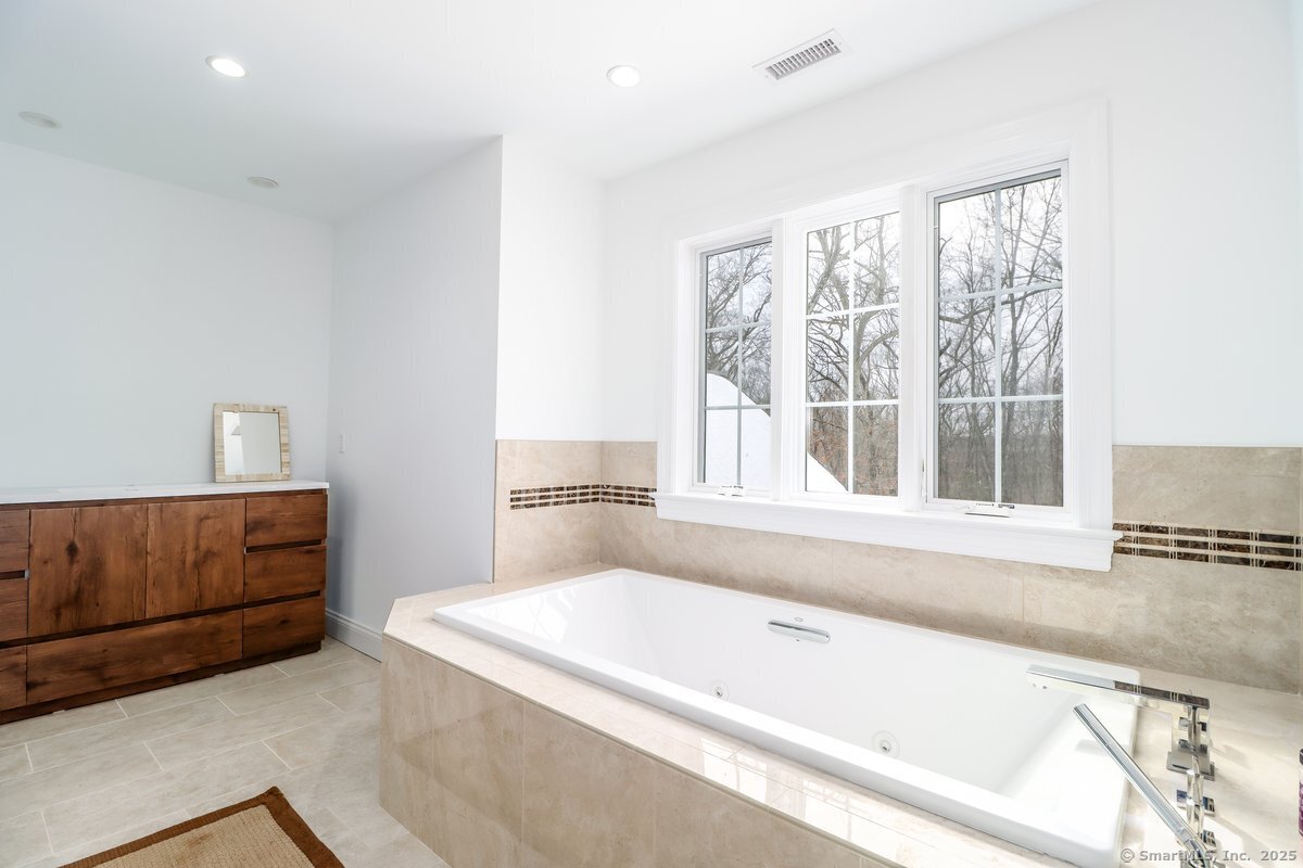 55 Garnet Road, Roxbury, Connecticut image 24