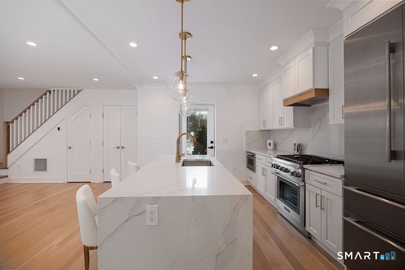 82 Josephine Evaristo Avenue